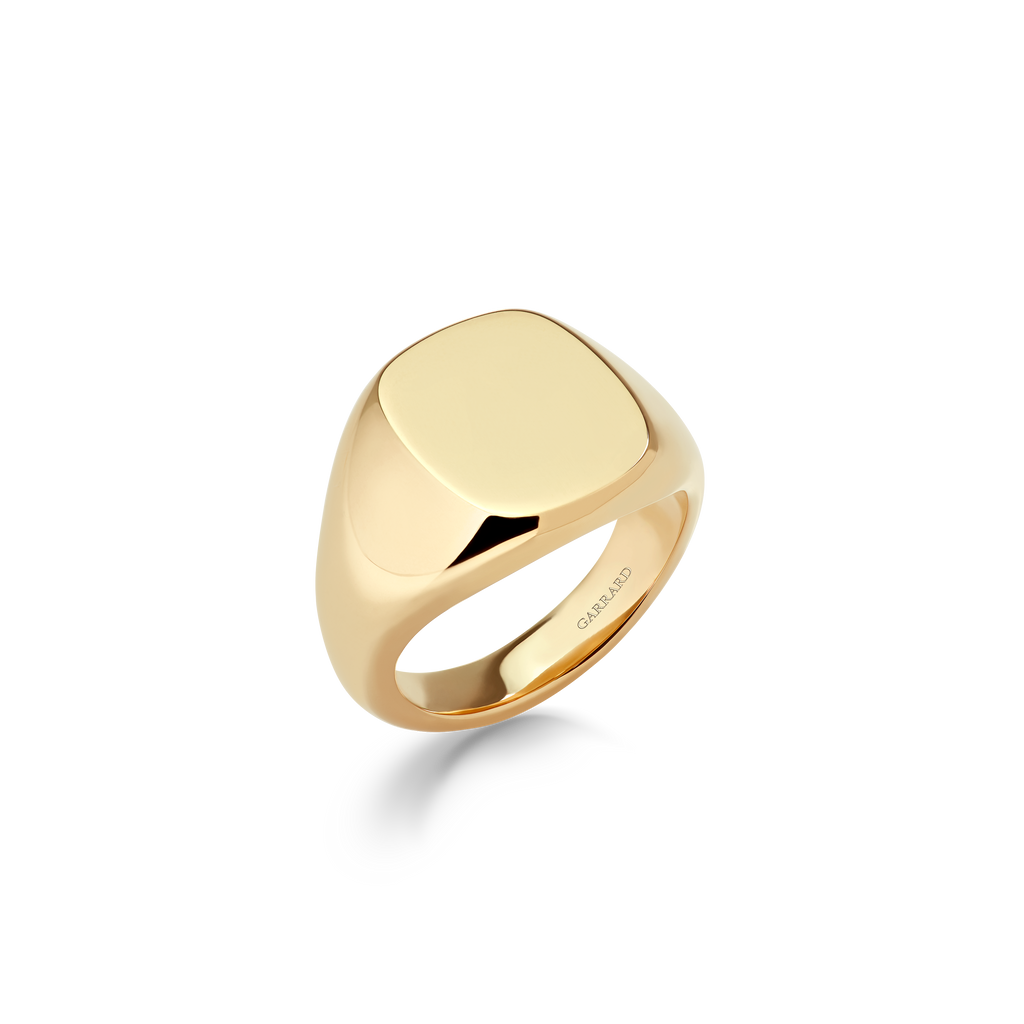 Medium Cushion Signet Ring | In 18ct Yellow Gold