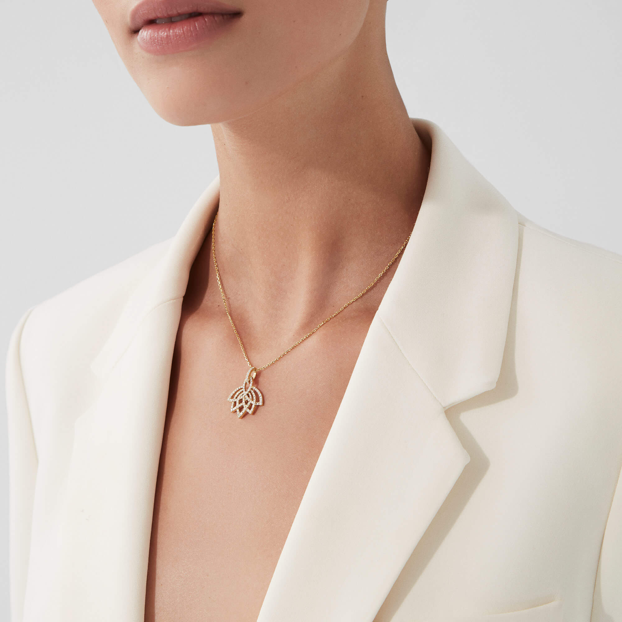 Garrard Lotus Jewellery Collection Lotus Blossom Diamond Pendant in 18k Yellow Gold, 2019297, Model